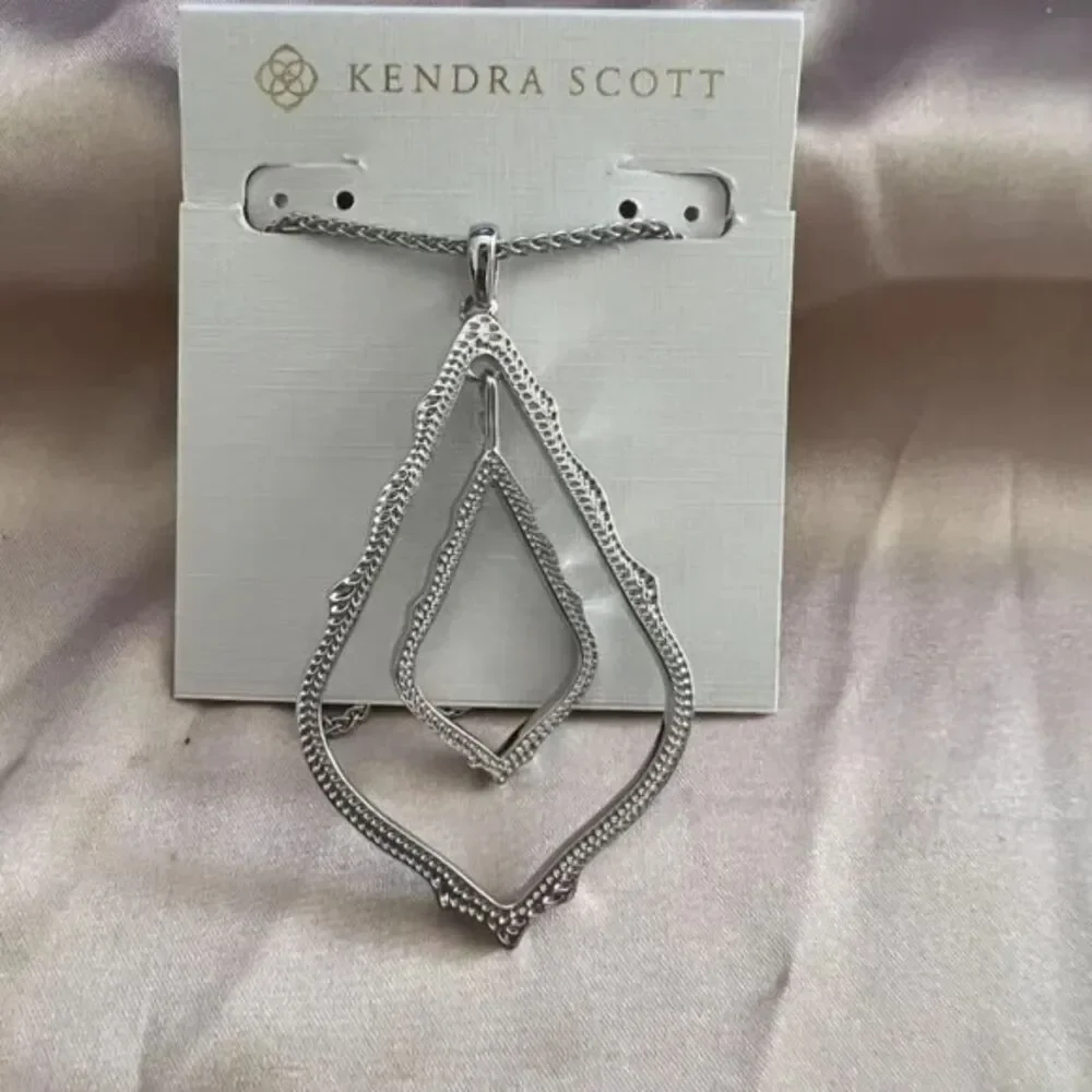 NWOT Kendra Scott Simon Pendant Necklace Silver_10